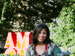 Travel Fashion: Muumuu and Flats