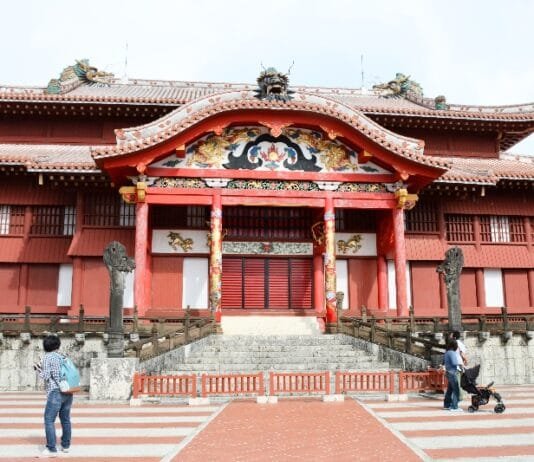 Exploring Shuri Castle Okinawa, Japan Shuri Castle Okinawa