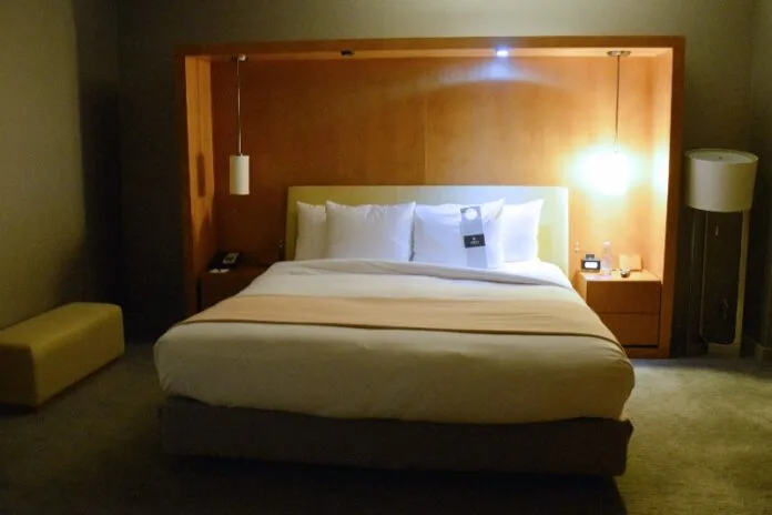 LoewsOHareRoom Loews Chicago O'Hare Hotel Room