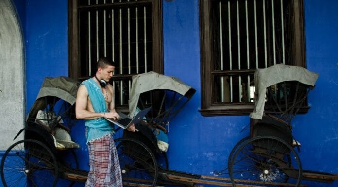 Travel Influences: Beddru Art Beddru Art Traveling