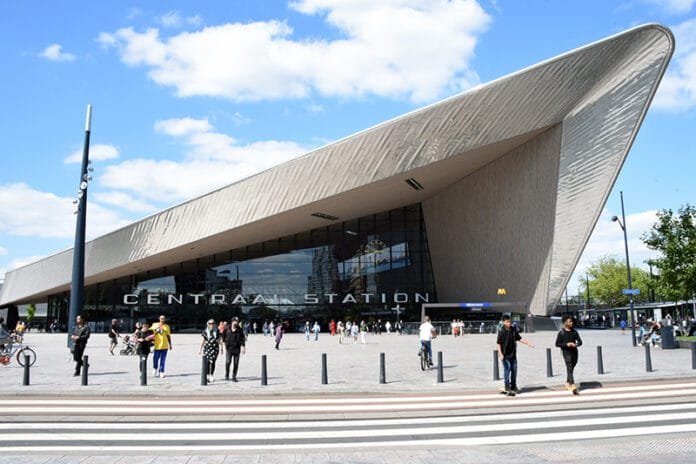 Using Public Transportation While Traveling: Rotterdam Centraal Station