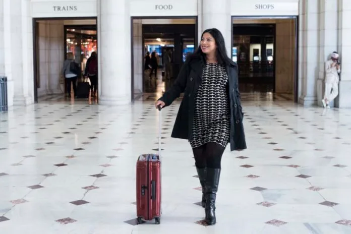 traveling-while-pregnant Traveling While Pregnant