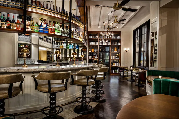 Bar at Tredici Enoteca DC