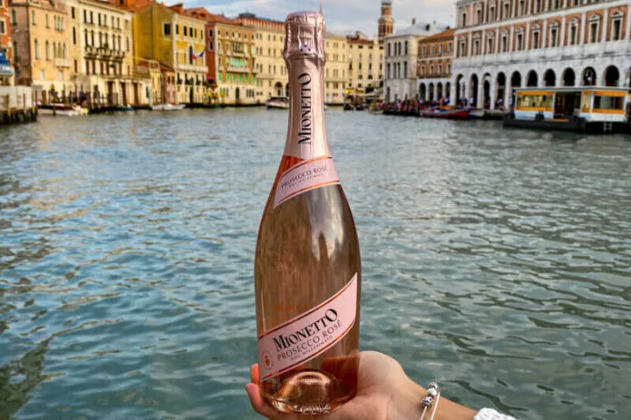 Mionetto Prosecco Rose on Venice Canal