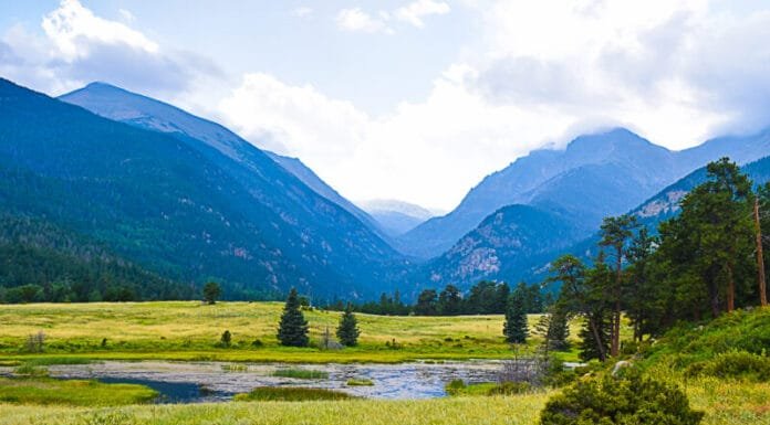 Escapes: Plan an Adventure in the Rockies!