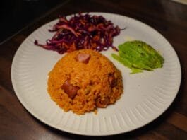 How to Make Arroz con Salchichas