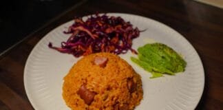 How to Make Arroz con Salchichas