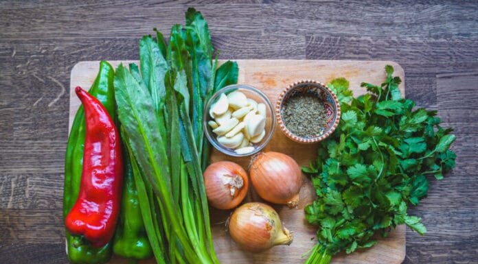 How To Make Sofrito (Puerto Rican Style) how to make sofrito ingredients