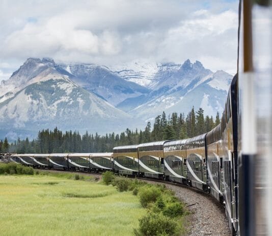 Adventures: Rocky Mountaineer Train Review The Rocky Mountaineer