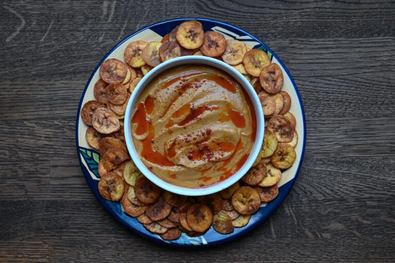 gandules hummus with platanutres